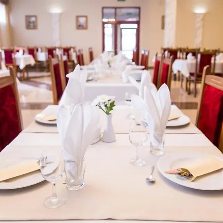 Hotel Elgrom Falenty Park 3*