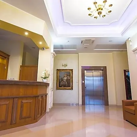 Elgrom Falenty Park Hotell 3*