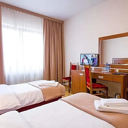 Hotell Elgrom Falenty Park Raszyn