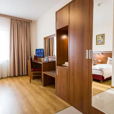 Elgrom Falenty Park Hotell