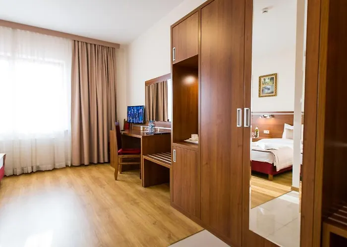 Elgrom Falenty Park Отель